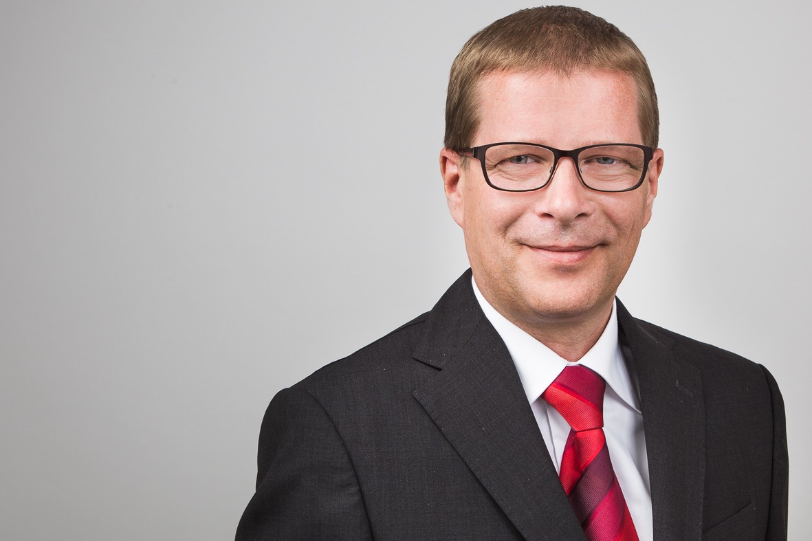 Portrait von salesjob Geschäftsführer Andreas Dickhoff